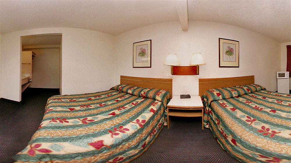 Motel 6 Pendleton, Or - West Екстериор снимка